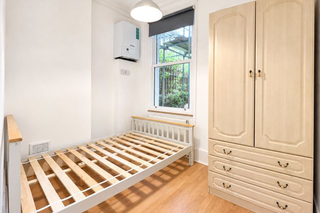 Flat 1, 7, Lysander Grove, London photo 2