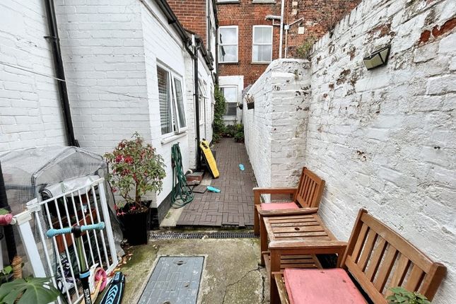 60 Nottingham Way, Great Yarmouth photo 2