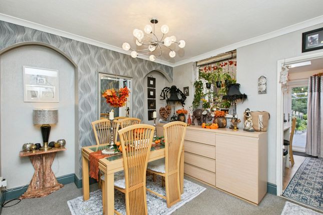 54, Springfield Road, Derbyshire photo 3