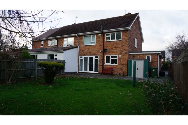 Semi-detached house to rent in Freemans Close, Leamington Spa