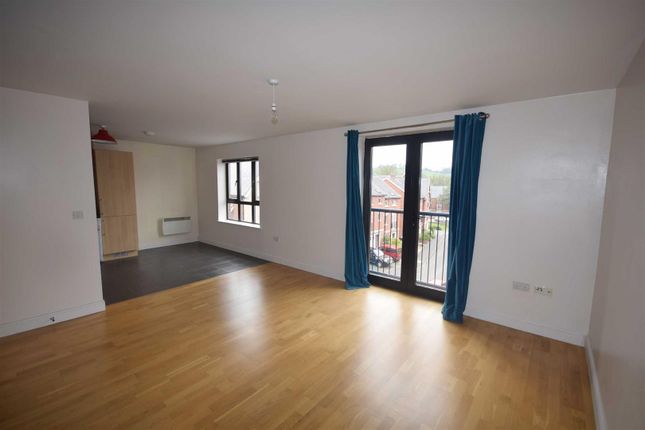 7, Regency House, Belper photo 2