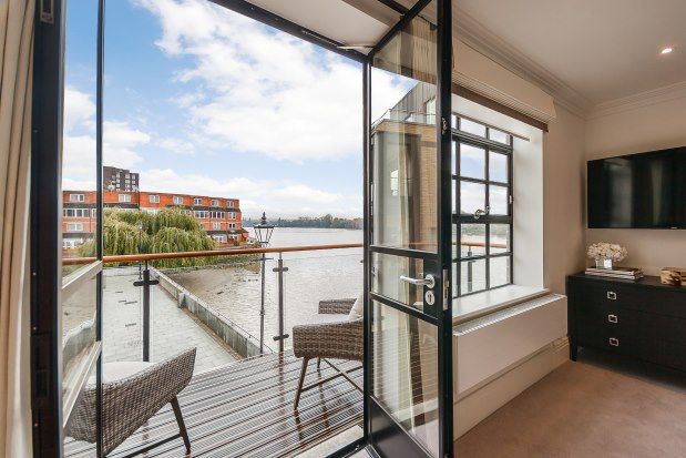 Penthouse to rent in Rainville Road, Hammersmith