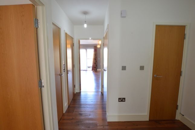 Thumbnail Flat to rent in Rectory Park Avenue, Northolt