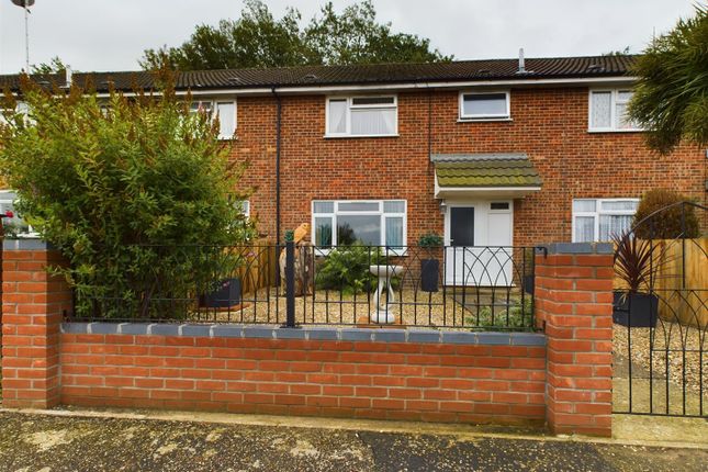 Terraced house for sale in Lynewood Close, Cromer