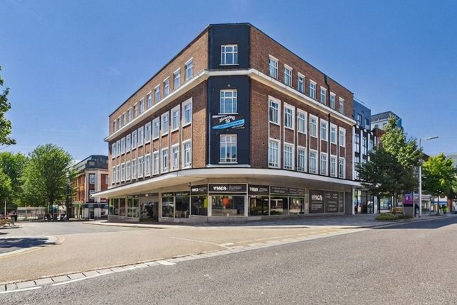 1-bed flat on 26, 60 Portland House, The Kingsway, Swansea, £47,000