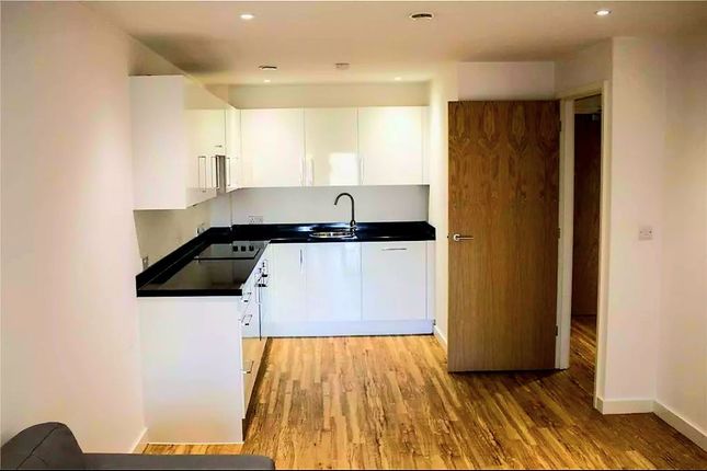 Apartment 316, 8 Elmira Way, Salford photo 3