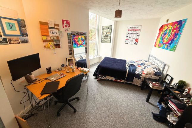 Flat 10, Victoria Mill, Manchester photo 5