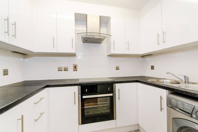 Thumbnail Flat to rent in Perivale, Perivale, Wembley