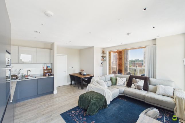 Flat 52, Crane Court, 2 Kite Close, London photo 4