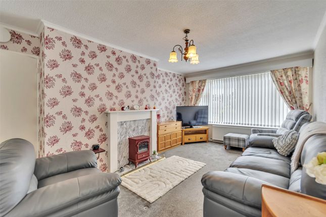 1, Foxleigh Grove, Shrewsbury photo 2