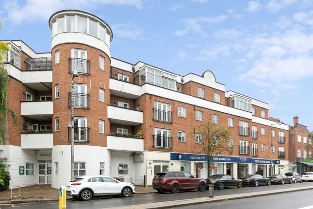 Flat for sale in Heath Road, Twickenham