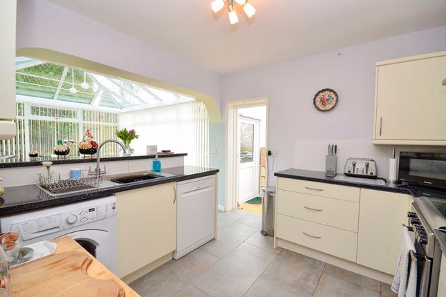 27, Pine Close, Brixham photo 5