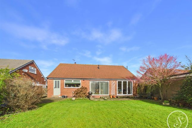 28, Rakehill Road, Scholes, Leeds photo 4