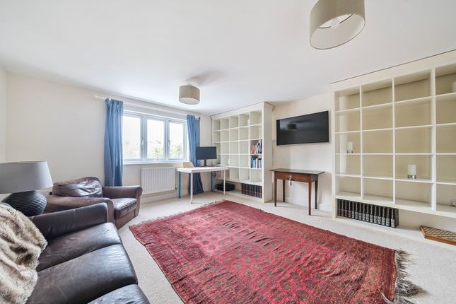 104a, Cumberland Road, Bromley photo 2