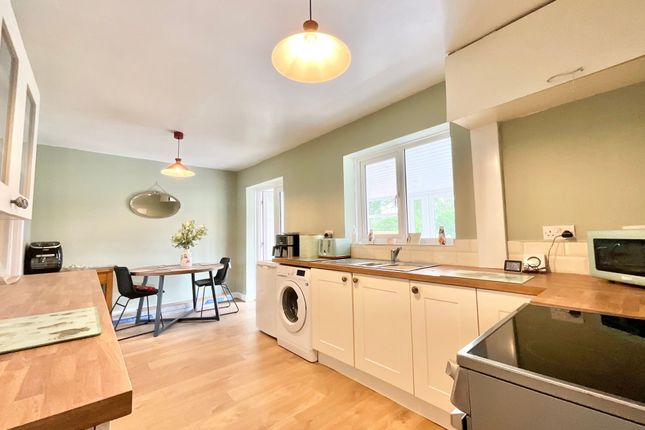 20 The Close, Stoke-On-Trent photo 3