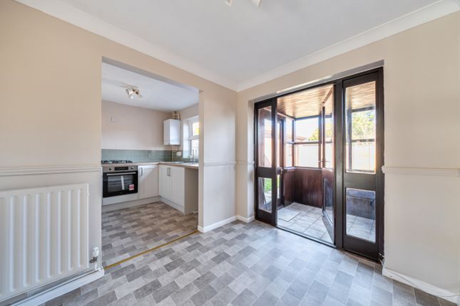 5, Bramblewood Close, Grantham photo 4