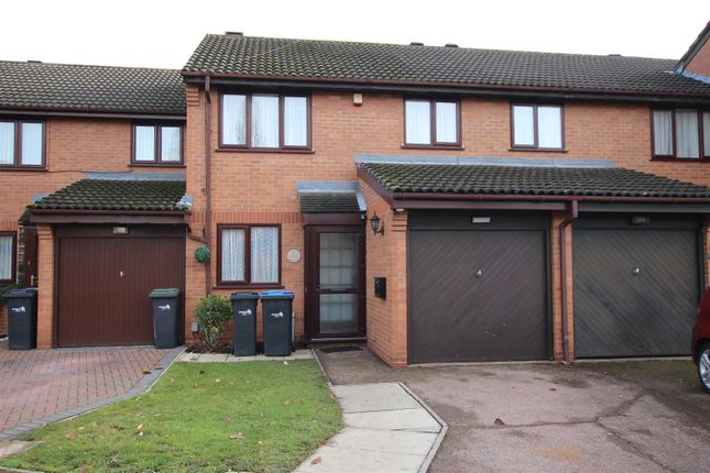 Gladbeck Way Enfield En2 3 Bedroom Semi Detached House For Sale