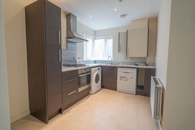 Apartment 3, 2, Burton Wood Drive, Birmingham photo 4