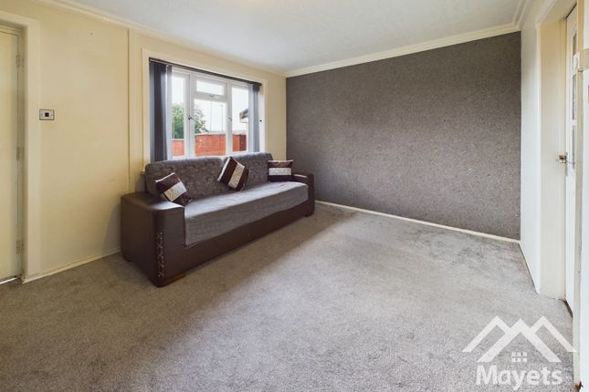5 Hareclough Close, Blackburn photo 3
