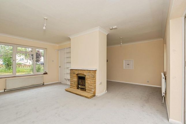 78 Harpesford Avenue, Virginia Water, SURREY photo 4