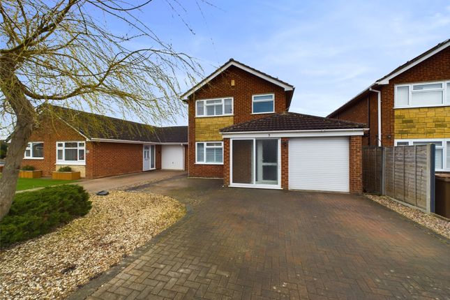 Thumbnail Detached house for sale in Warren Close, Churchdown, Gloucester, Gloucestershire