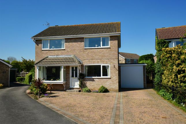 4-bed house on 7, The Beeches, York, £450,000