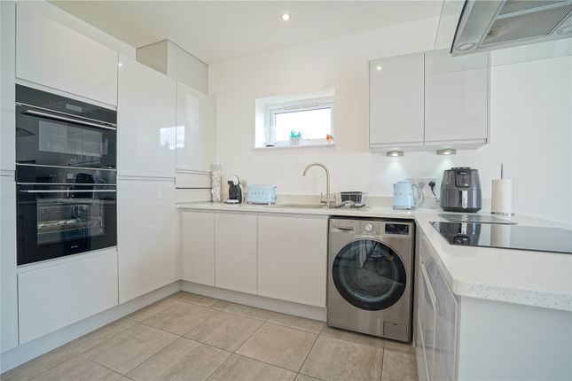 7, Fairview, Rotherham photo 2