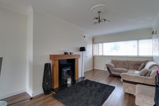 3, Rosemary Crescent, Grantham photo 3