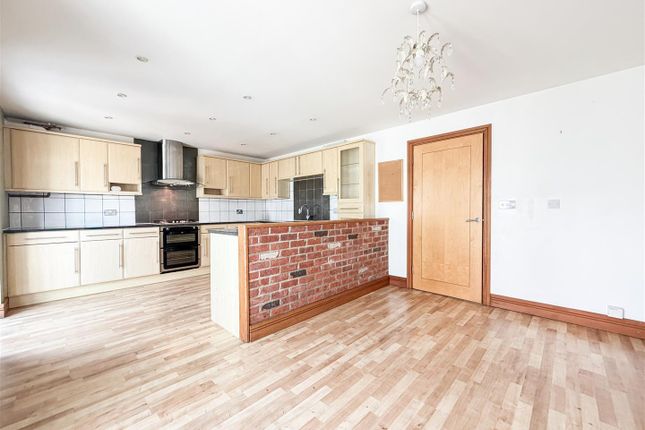 4, Belvedere, Eastbourne photo 4