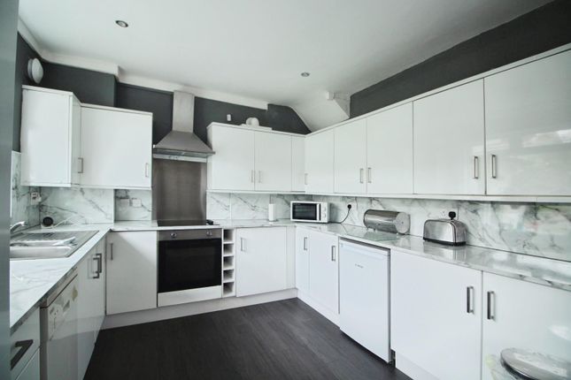18, Maltby Road, Manchester photo 4