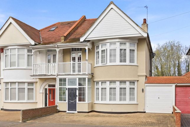 4-bed house on 163, Shaftesbury Avenue, Essex, £550,000