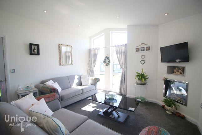 15, Wyre Country Park, Hambleton photo 4