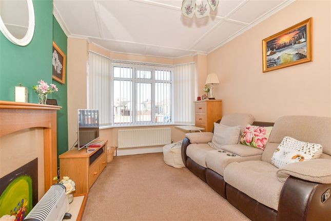 Albany Drive, Herne Bay photo 4