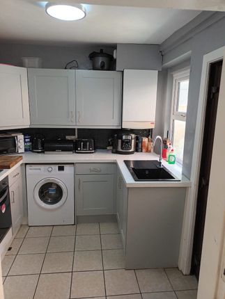 Terraced house to rent in Lowndes Street, Preston, Lancashire