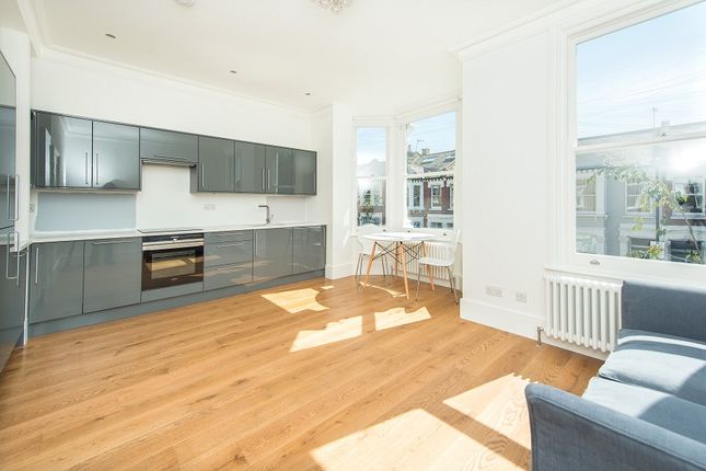 Thumbnail Flat to rent in Witherington Road, London