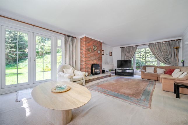 7, Bramble Drive, Maidenhead photo 3