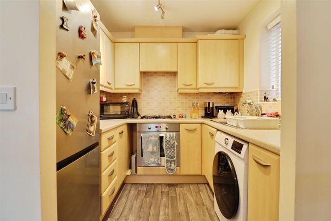 30, Archers Walk, Stoke-On-Trent photo 3