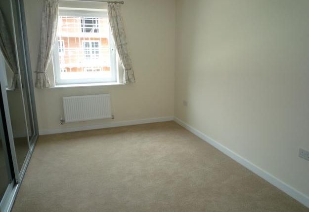 5 Ashbee, Court, Dunton Green photo 4
