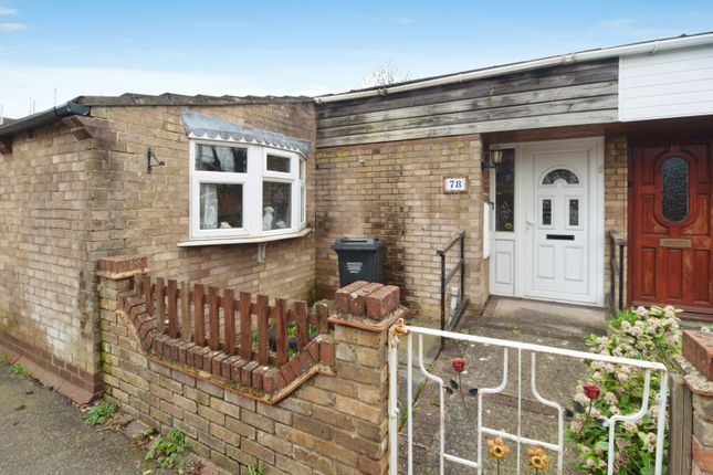 Thumbnail Bungalow for sale in Broomfields, Basildon, Essex