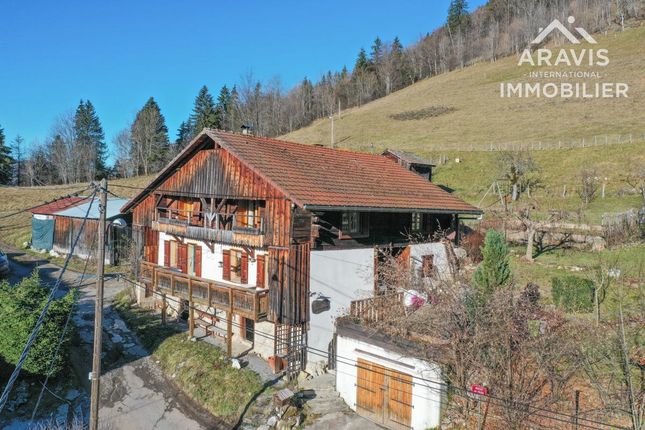 Thumbnail Farmhouse for sale in Rhône-Alpes, Haute-Savoie, Glières-Val-De-Borne