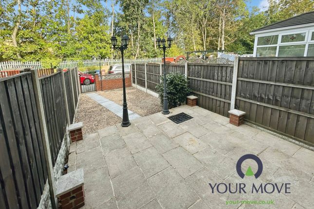 29, Wood View, Barnsley photo 2
