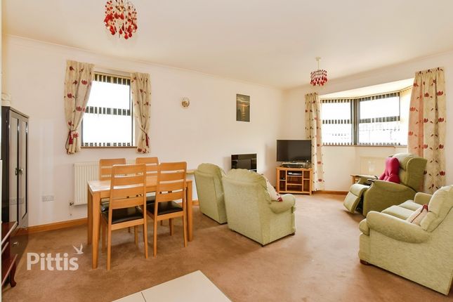 Apartment 10, Regal Court, 8, High Street, Shanklin photo 4