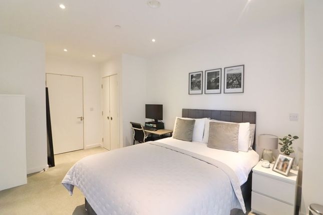Flat for sale in Local Crescent, Hulme Street, Salford