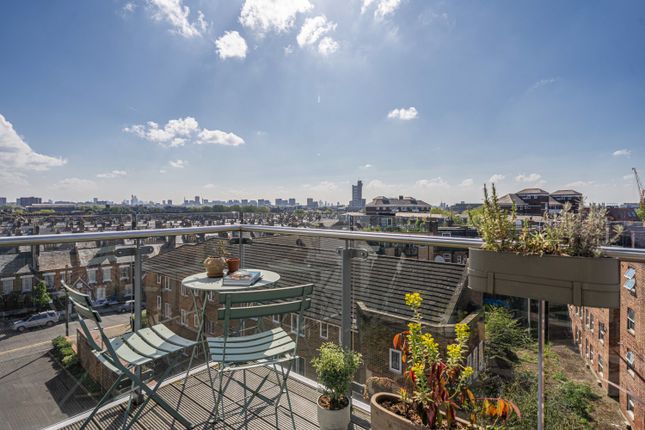 Flat 6, Thandie House, 21 Chamberlayne Road, London photo 3