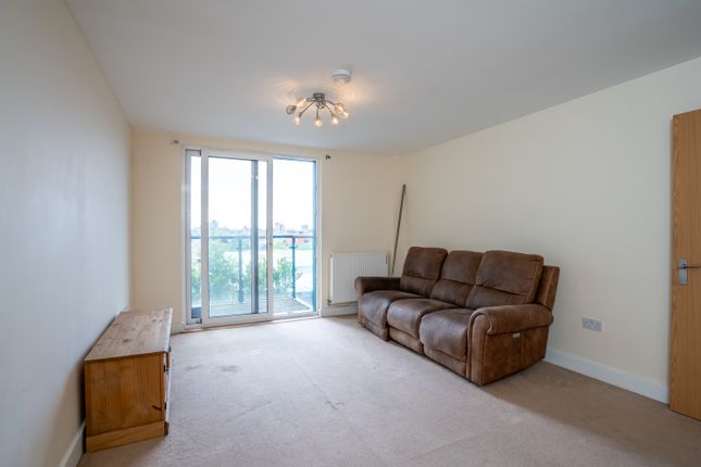 30, Fratton Way, Southsea photo 3