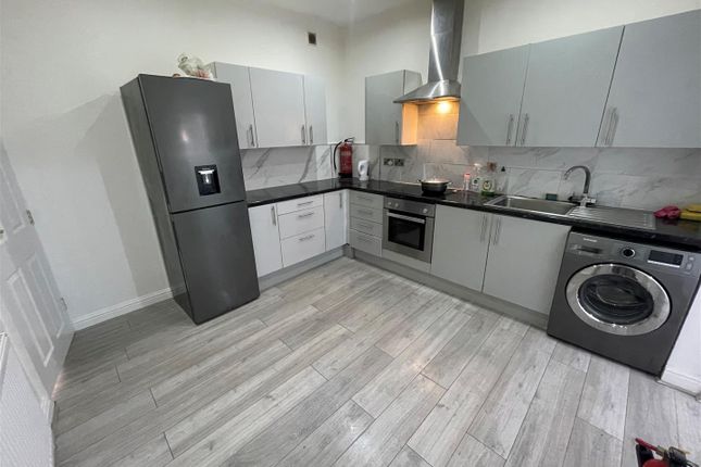 9, Parkfield Avenue, Manchester photo 3