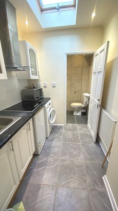 75, Sheephouse Way, New Malden photo 4