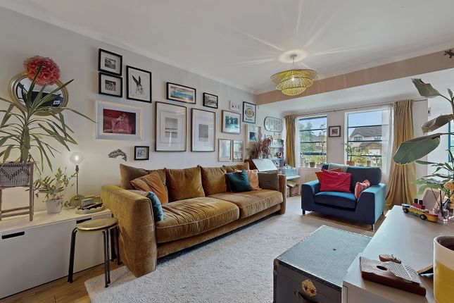 7, Kingfisher Gardens, Glasgow photo 3