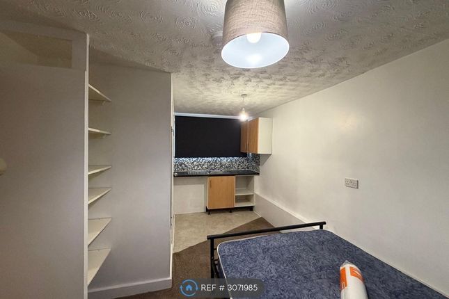 Wildwood, Woodside, Telford photo 4