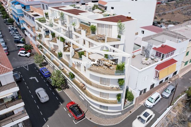 Duplex for sale in Puerto Santiago-Los Gigantes, Santa Cruz Tenerife, Spain